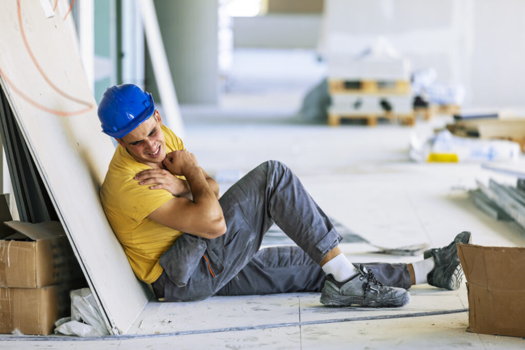 Construction workers throughout Long Island, Nassau County, Suffolk County, Queens, and across New York face dangerous conditions every day. Whether working on high-rise buildings, residential developments, roadway projects, or commercial construction sites, workers are often exposed to elevated surfaces, scaffolding, ladders, and unfinished structures that create serious fall risks.