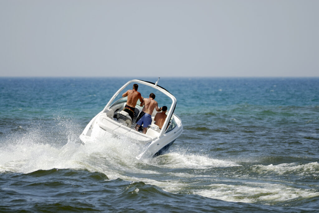Boating is one of the most popular recreational activities in New York, especially throughout Long Island, Nassau County, Suffolk County, and the surrounding coastal communities. Whether spending the day on the Long Island Sound, cruising through the Great South Bay, or fishing along the Atlantic coast, thousands of residents and visitors take to the water each year to enjoy everything New York has to offer.